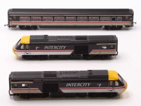 Hornby 00-gauge HST 3-car set comprising power car, dummy and one coach, Intercity ‘Swallow’