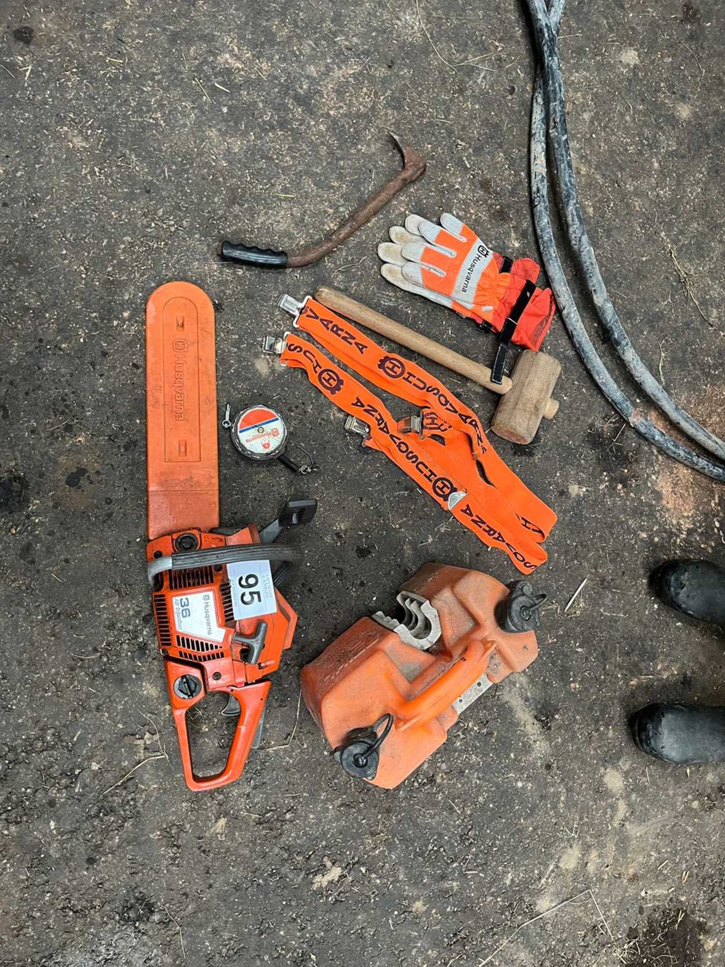 Husqvarna 36 Chainsaw plus tape, braces, mallet, gloves and log pick up tool (Located in Brandon) ( - Bild 10 aus 10