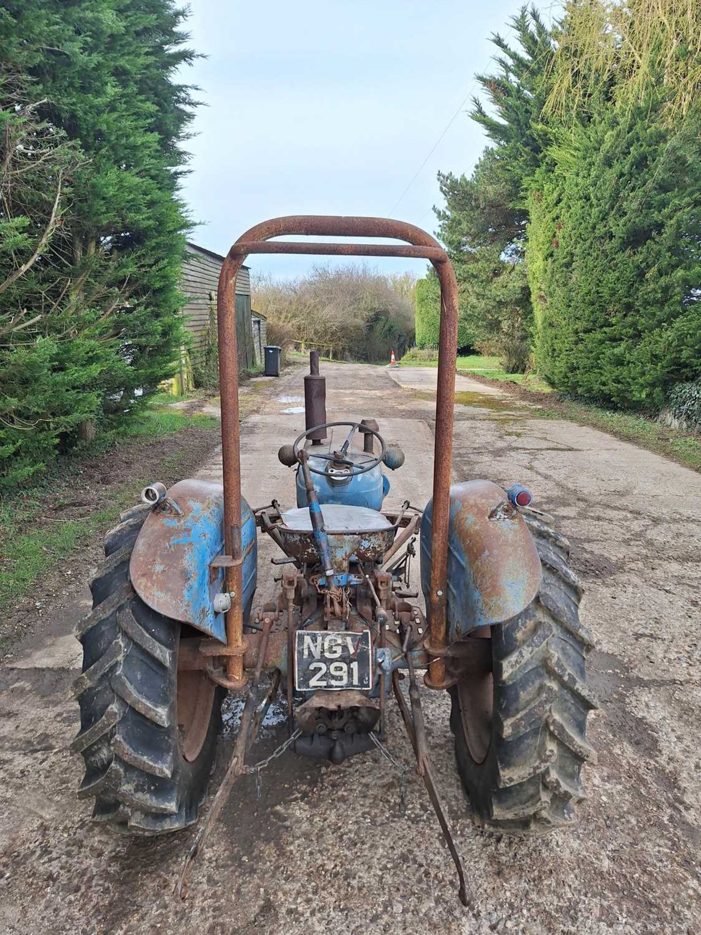 Dexta Tractor. 4,300 hours. Well maintained and in good working condition. Original parts and was - Image 10 of 10