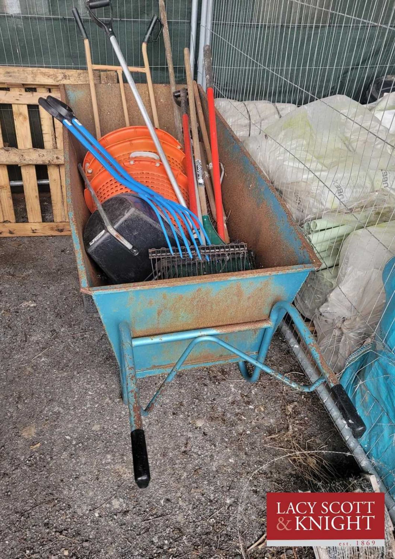 Muck out barrow with selection of hand tools (Located in Euston, Thetford) (VAT)