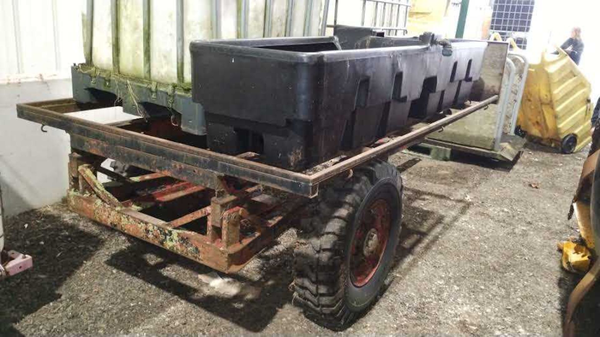 W.Wheatley Tipping Trailer. Rolling chassis. Tipping components have been removed and bed welded - Bild 12 aus 14