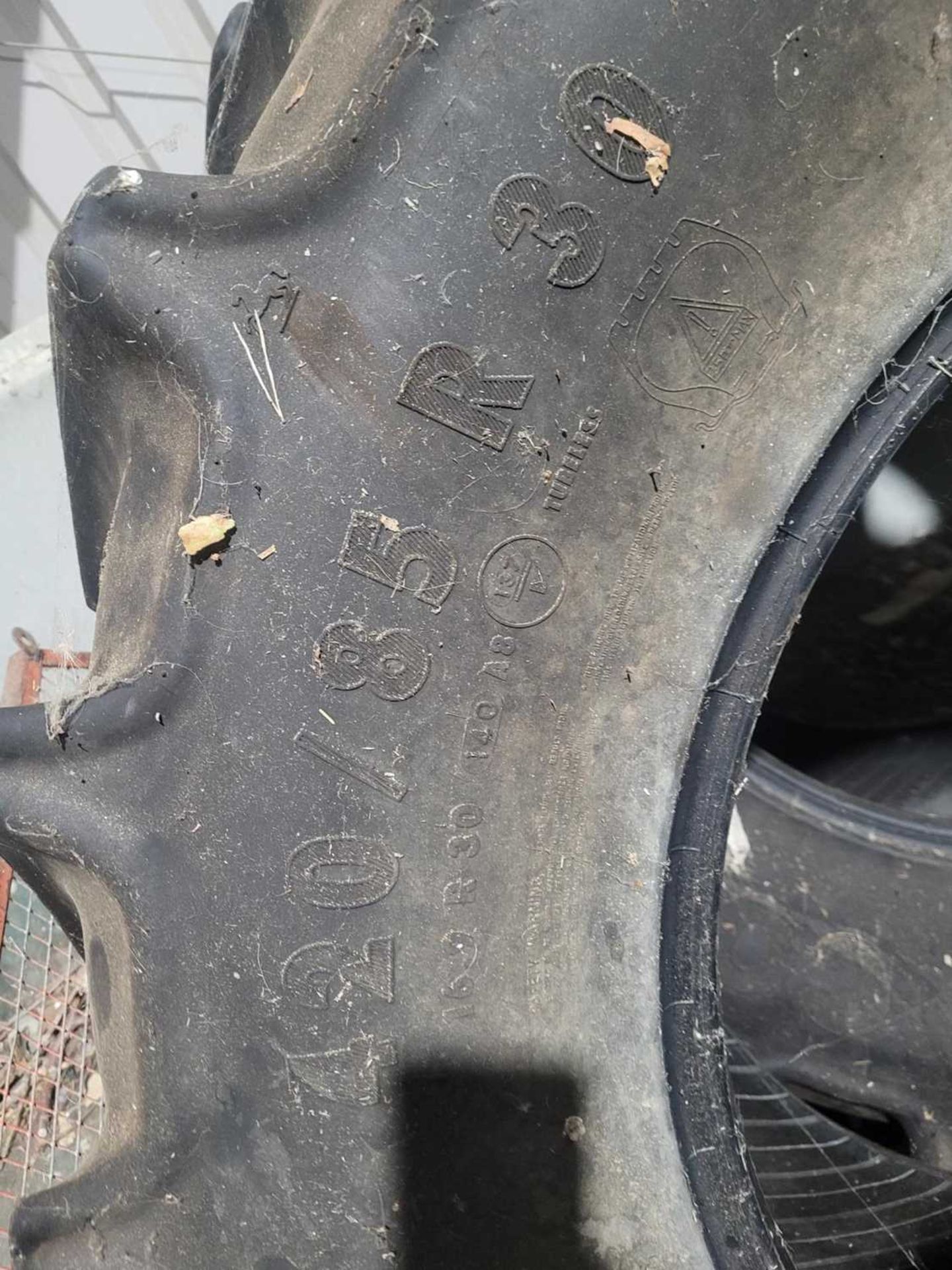 Pair of Continental 420/85R30 Tyres (Located in Euston, Thetford) (VAT) - Bild 4 aus 7