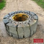 Set of 4 solid rubber tyres to fit Volvo loading shovel (20.5-25 tyres) (Located in Culford) (VAT)
