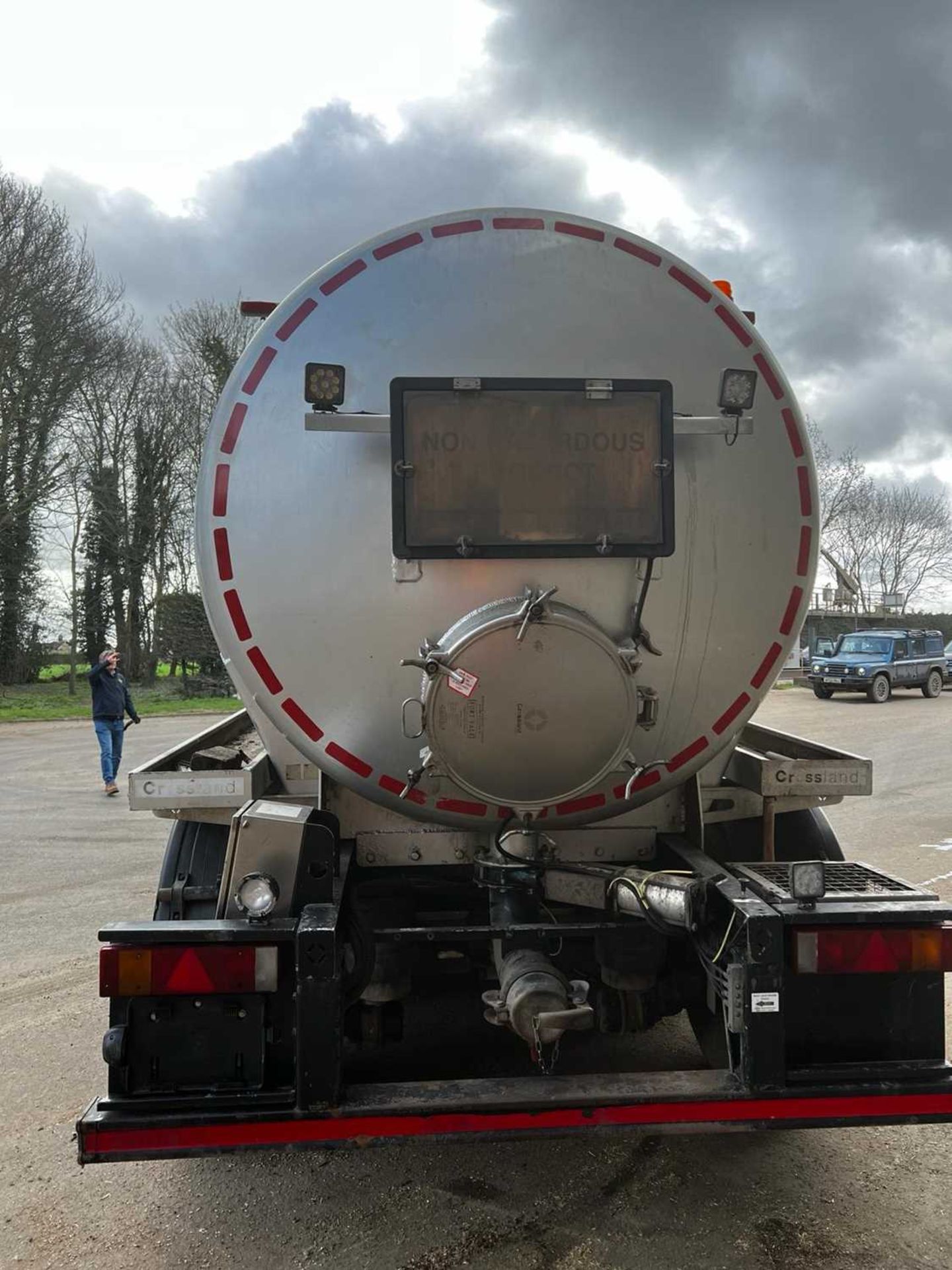 33,000 litre Crossland weight Vacuum Tanker (Year 2014). With a Jurop Vacuum pump with Perkins power - Bild 3 aus 10