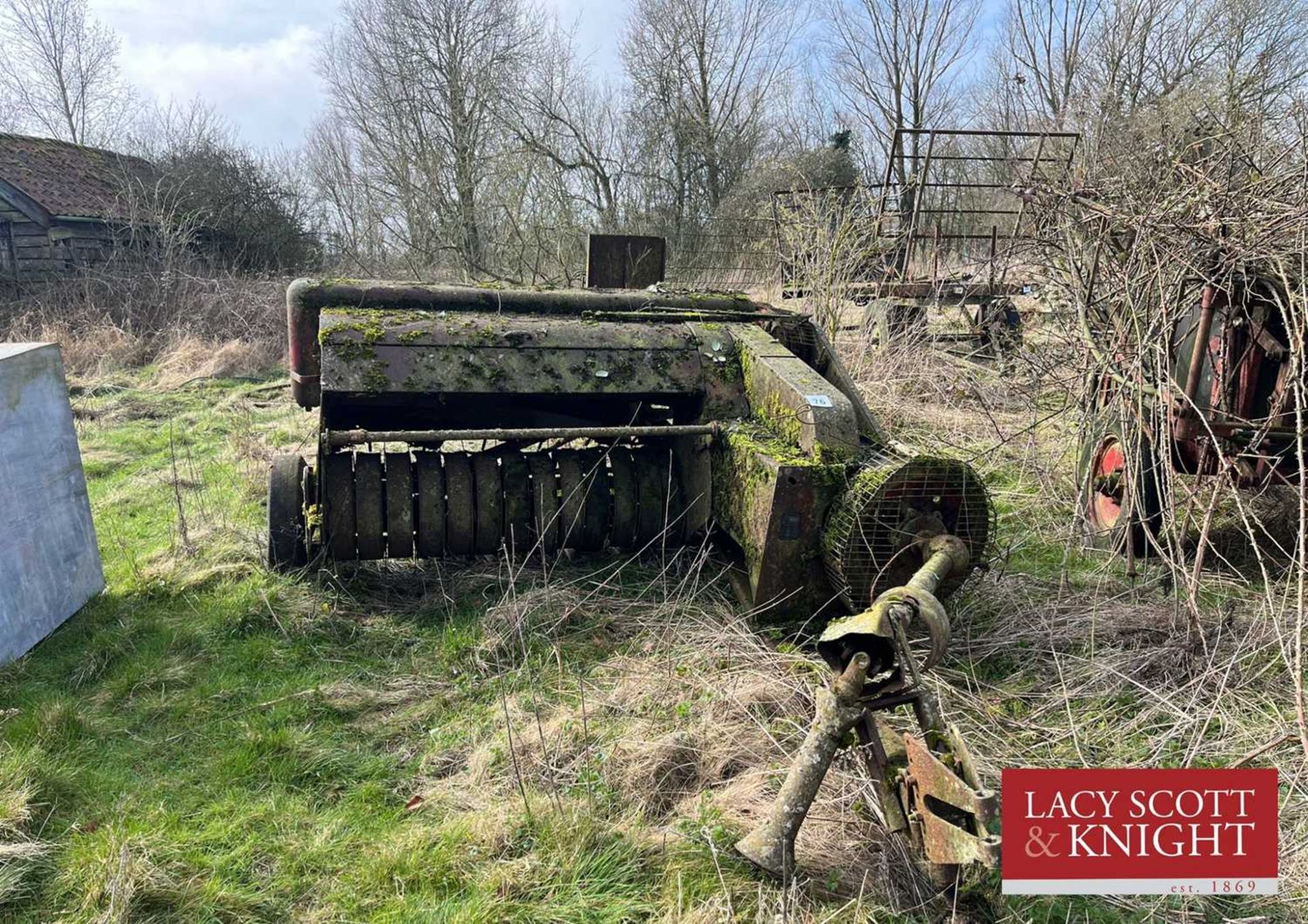 New Holland Baler (For Scrap) (Located in Ousden) (NO VAT)