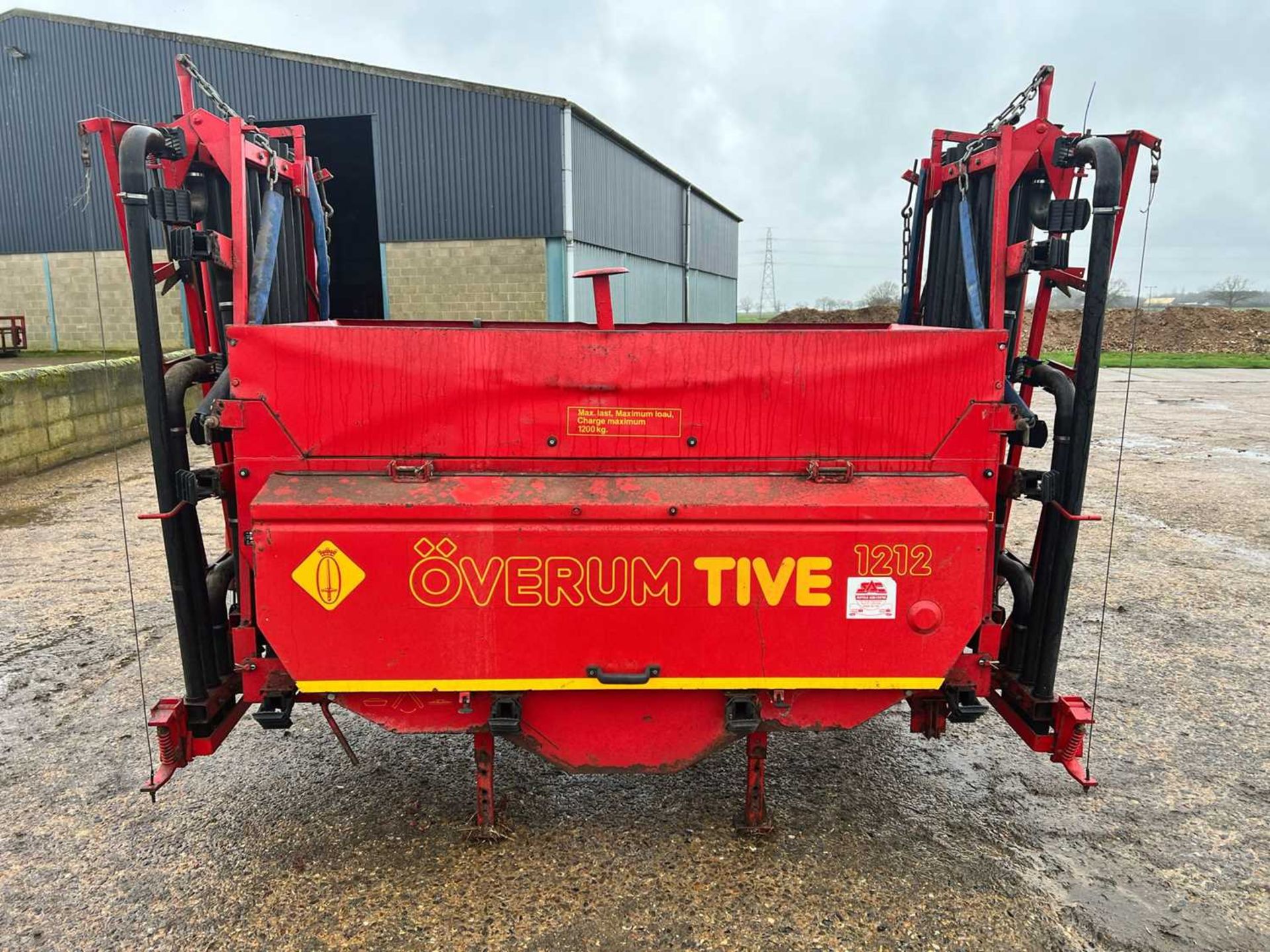 12m Overum Tive Pneumatic Fertiliser Spreader (Located in Barningham) (VAT) - Image 2 of 5