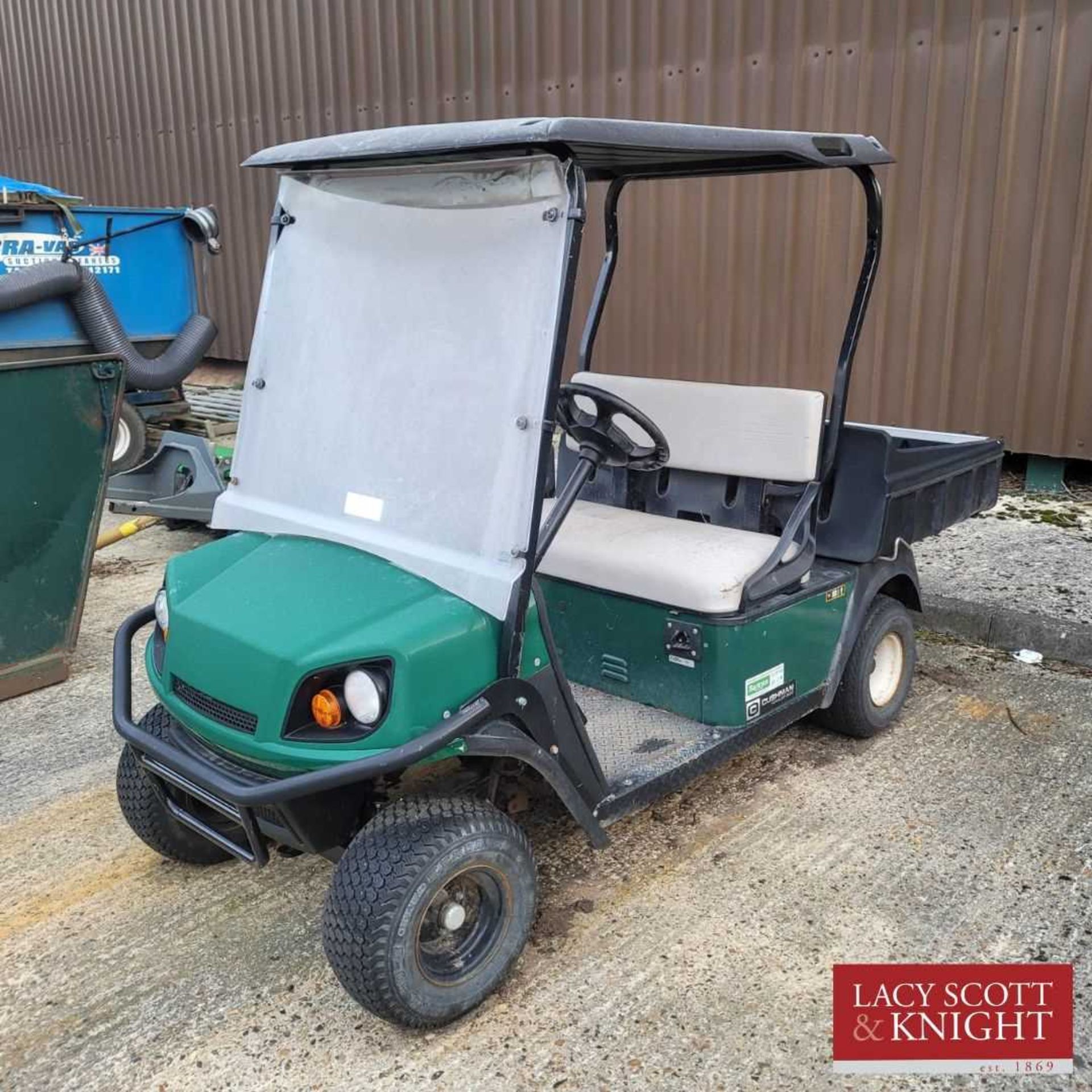 Cushman Hauler 800E Golf Buggy. (Year 2017). Comes with mains charger. (Located in Euston, Thetford)