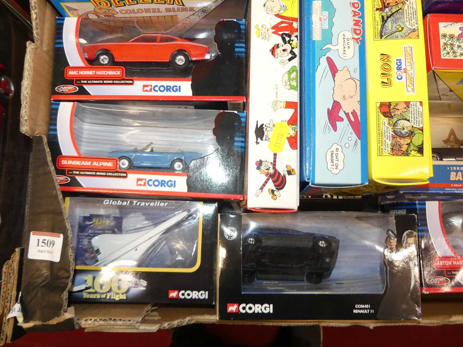 A tray containing film and comic related diecast to include Corgi James Bond 007,Corgi Comic - Image 3 of 3