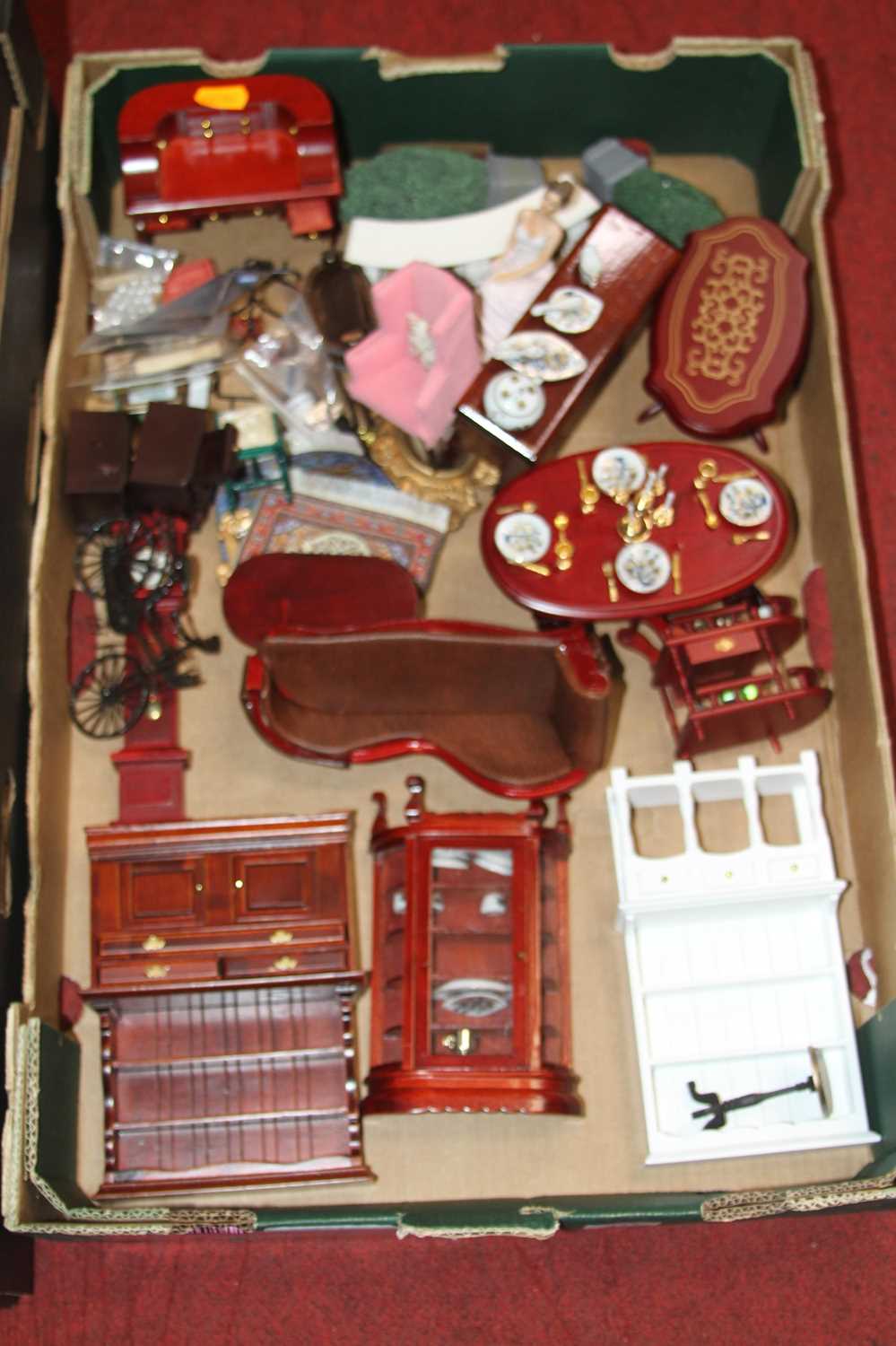 A collection of doll's house furniture to include dresser base, display cabinet, and chaise - Image 3 of 3