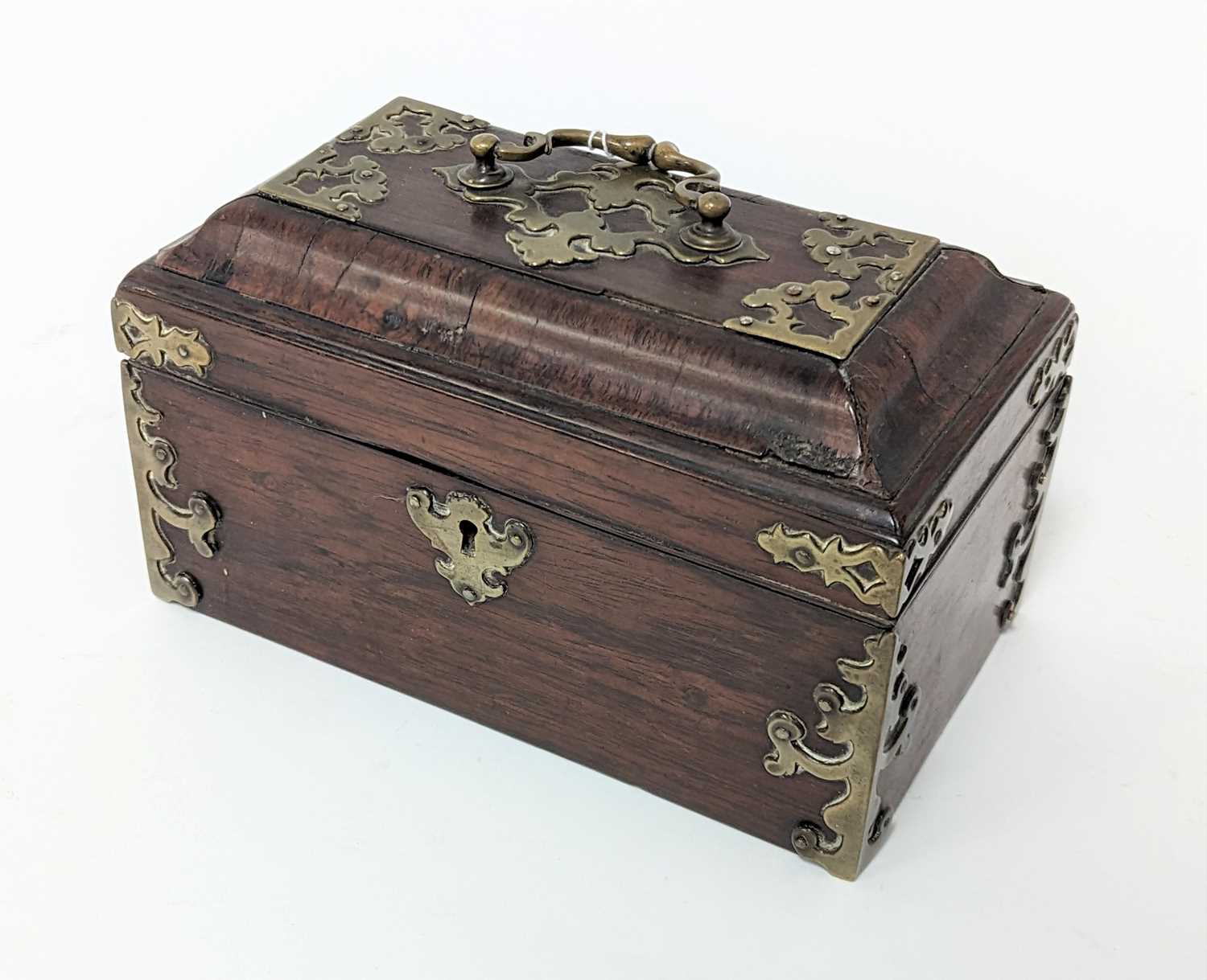 A Georgian rosewood and brass mounted tea caddy, having an ogee lid, w.25cm - Image 4 of 6
