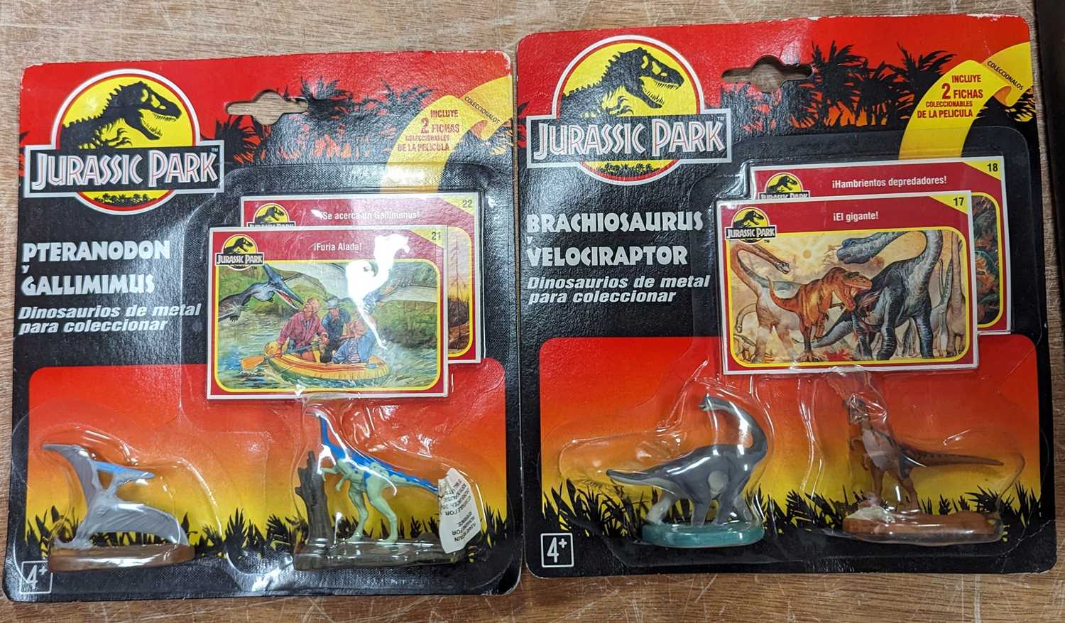 Two Kenner Jurassic Park dinosaur model sets, to include Pteranodon, Gallimimus, Brachiosaurus and