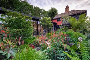Janey Auchincloss Garden Design Consultation A 2-hour design consultation in your garden with