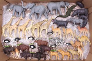 A large tray containing 50+ various Britains and other vintage plastic zoo miniatures to include