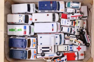 One tray containing a quantity of emergency services related vehicles mainly related to Matchbox,