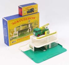 A Matchbox MG1 BP Service Station housed in the original box, together with a Kingsize No. K12 heavy