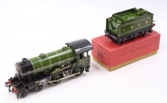 1936-41 Hornby E220 20v AC Special loco & tender 4-4-0 ‘Bramham Moor’ LNER No.201, lighter green.