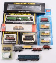 N-gauge items: Farish (Bachmann) 372-601 V2 loco & tender, 2-6-2, BR lined black no.60807 early