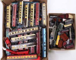 One tray and one shoebox containing unboxed coaches & goods wagons – nearly all Hornby. Approx 30