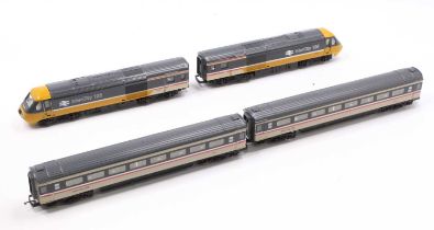 Hornby Inter-City HST livery driving car, dummy and two coaches (E)