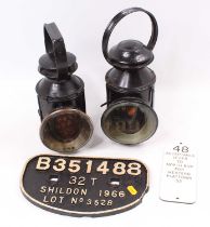 Collection of Railwayana to include BR (M) Hand Lamp, LNER Loco Lamp, 32T Wagon Plate and a signal