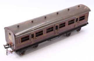 Bassett-Lowke Gauge 1 bogie coach LMS all/1st maroon. Running no.2784. Slight crazing to paintwork