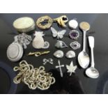 A box of assorted costume jewellery, to include George V silver oval pendant locket, white metal and