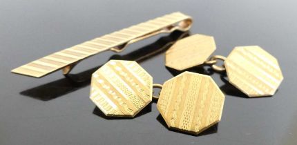 A pair of gent's 9ct gold engine turned octagonal cufflinks, 14mm; together with a 9ct gold and