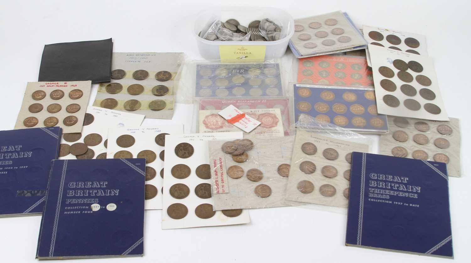 A collection of mixed world coinage to include post-1947 half crowns