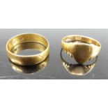 An 18ct gold wedding band, size O; together with an 18ct gold signet ring, size N, gross weight 5.4g