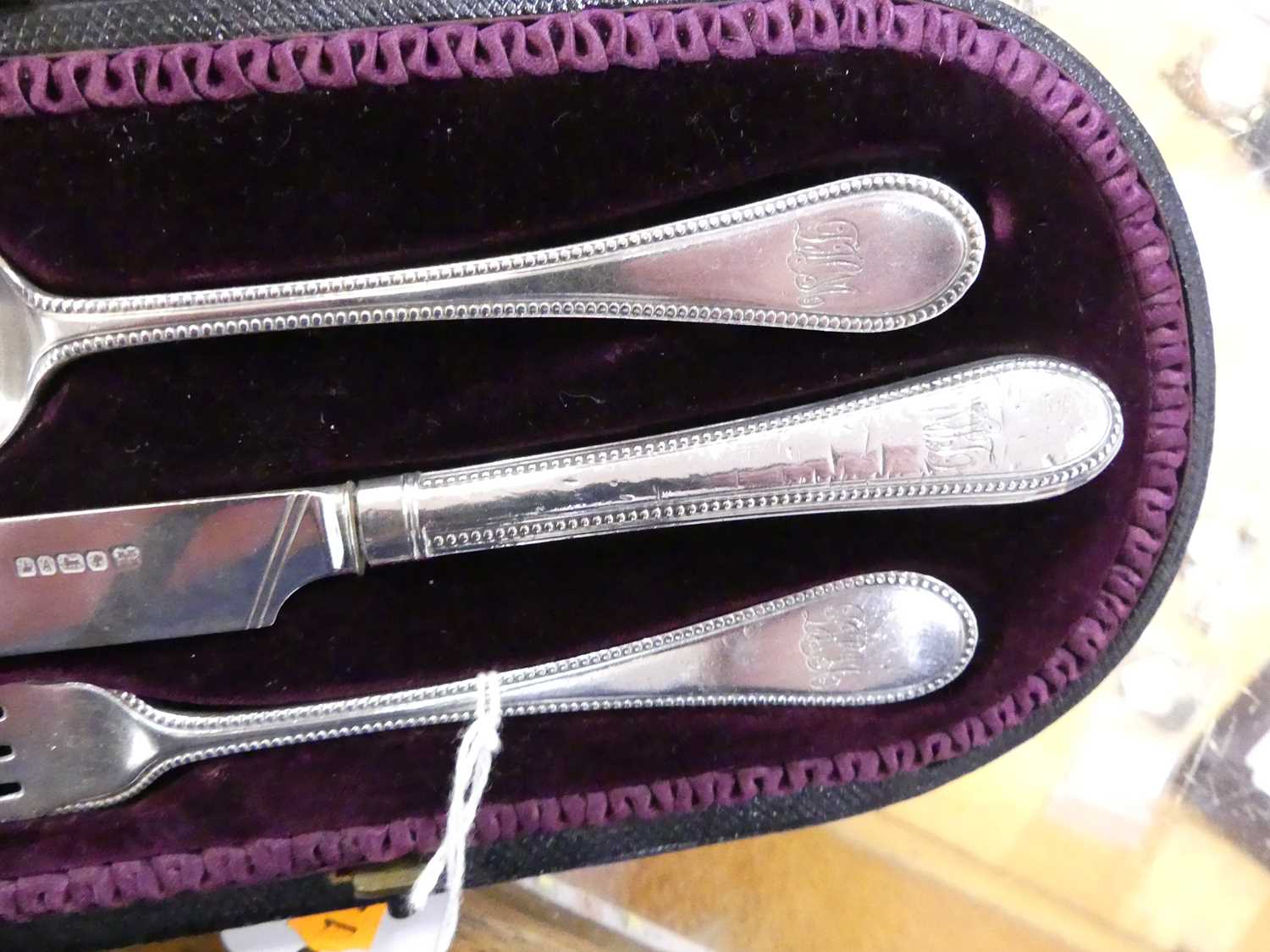 A Victorian silver christening set, in the Old English bead pattern, in fitted leather case - Image 2 of 4