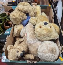 A collection of vintage teddy-bears, to include blond mohair examples