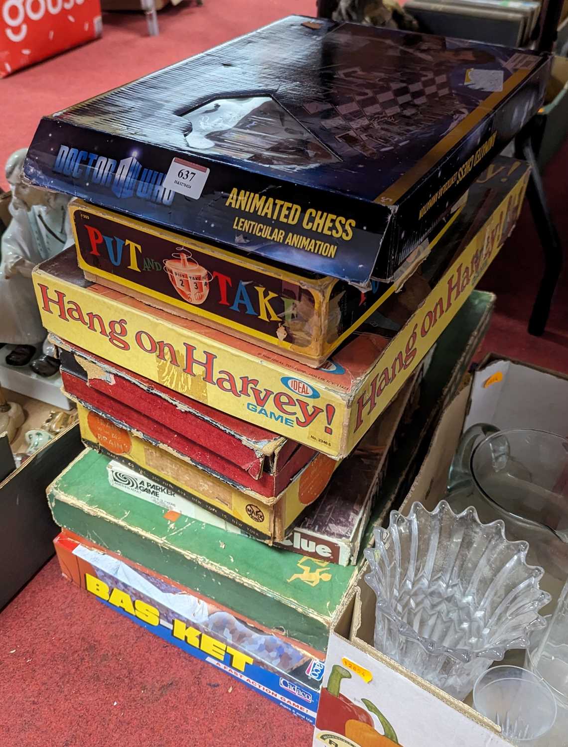 A collection of vintage board games, to include a Doctor Who animated chess set