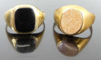 A Victorian style gent's 9ct gold black onyx set signet ring, size S; together with a gent's 9ct