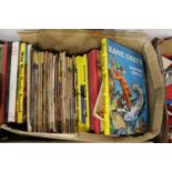 A box of mostly Wild West related annuals, to include Davy Crockett Western No.38, Zane Grace etc