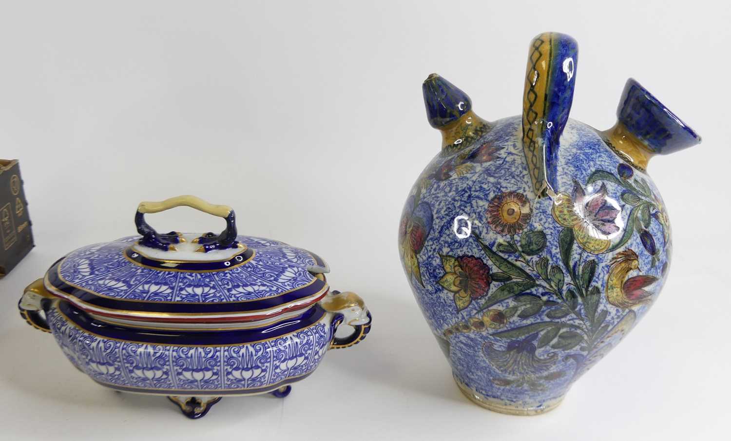 A box of miscellaneous items to include a Royal Worcester tureen & cover, modern Japanese style - Image 3 of 3