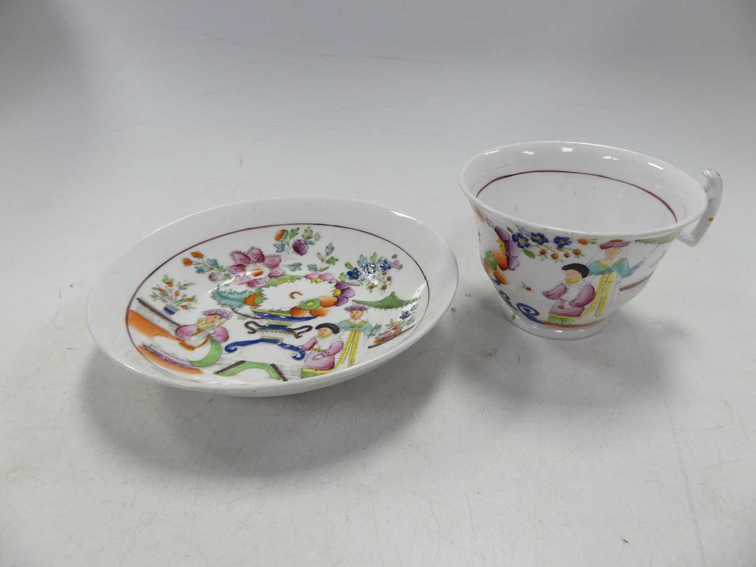 A collection of Asian ceramics, to include blue and white porcelain tea bowls Large bowl is - Image 5 of 9