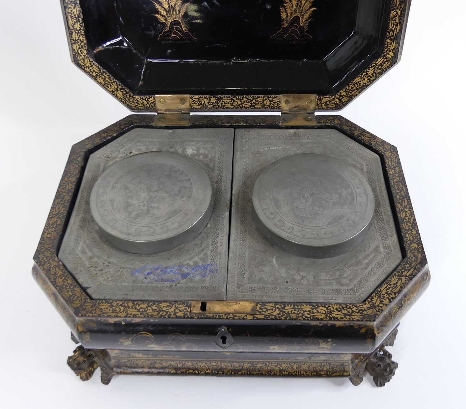 A 19th century Chinese gilt and black lacquer twin compartment tea caddy, of ogee shape, standing - Image 3 of 3