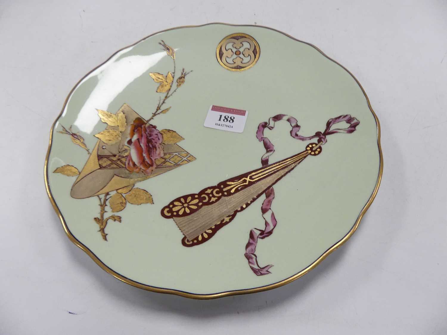 A Victorian green glazed six-place dessert service, gilt decorated with antiques and flowers, dia. - Image 6 of 7