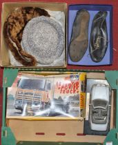 An Italeri 1:24 scale Leyland power truck model kit; together with a Maisto diecast Mercedes Benz