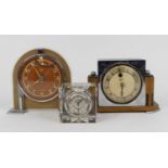A collection of three early 20th century mantel clocks, largest height 16cm 3) (a/f)
