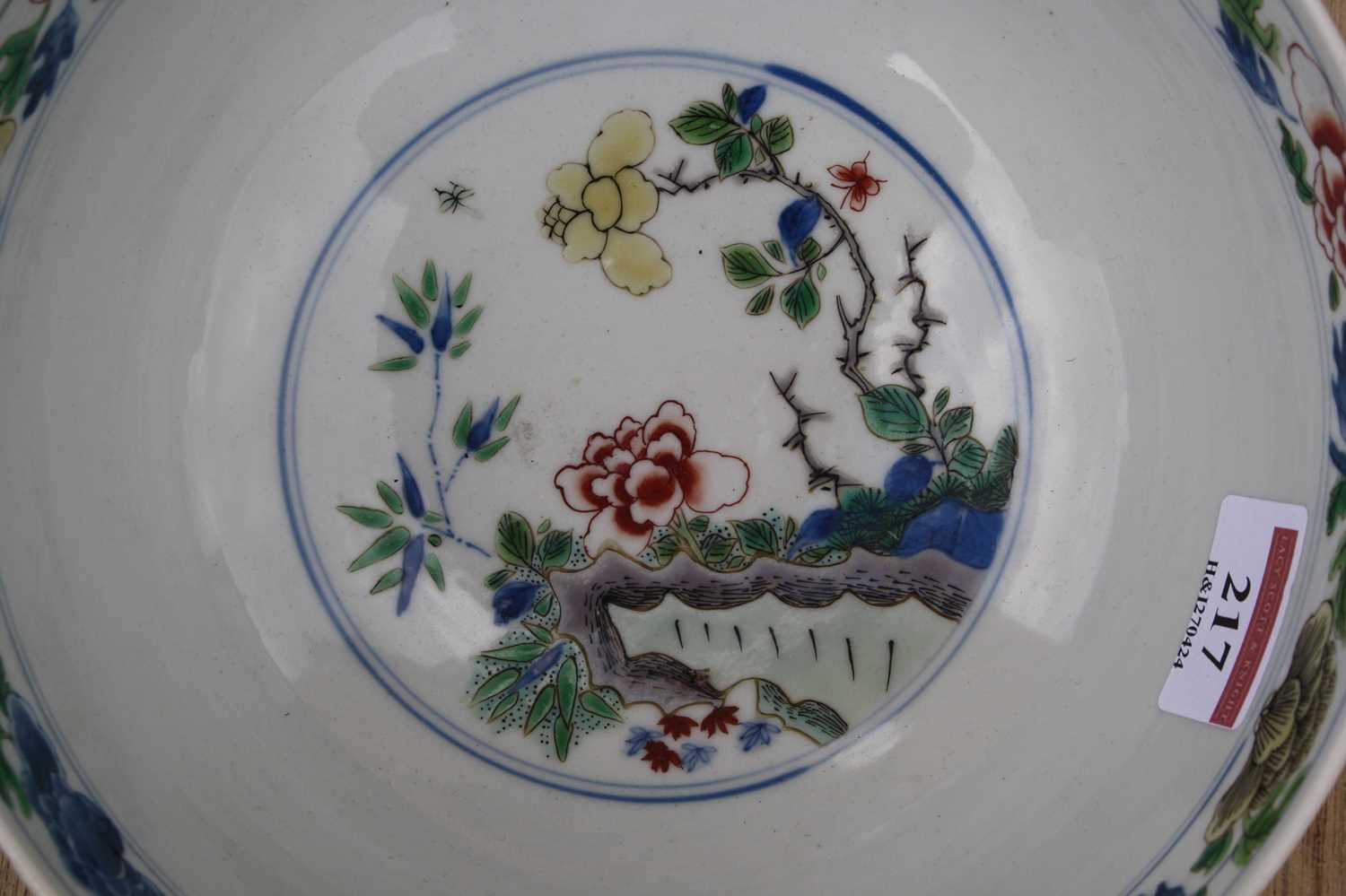 A Chinese porcelain bowl, enamel decorated with birds amongst flowers, dia.19cm Some fritting to the - Image 11 of 20