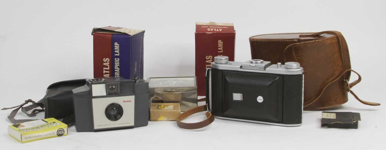 Miscellaneous items to include vintage photography equipment and a small cigarette box with