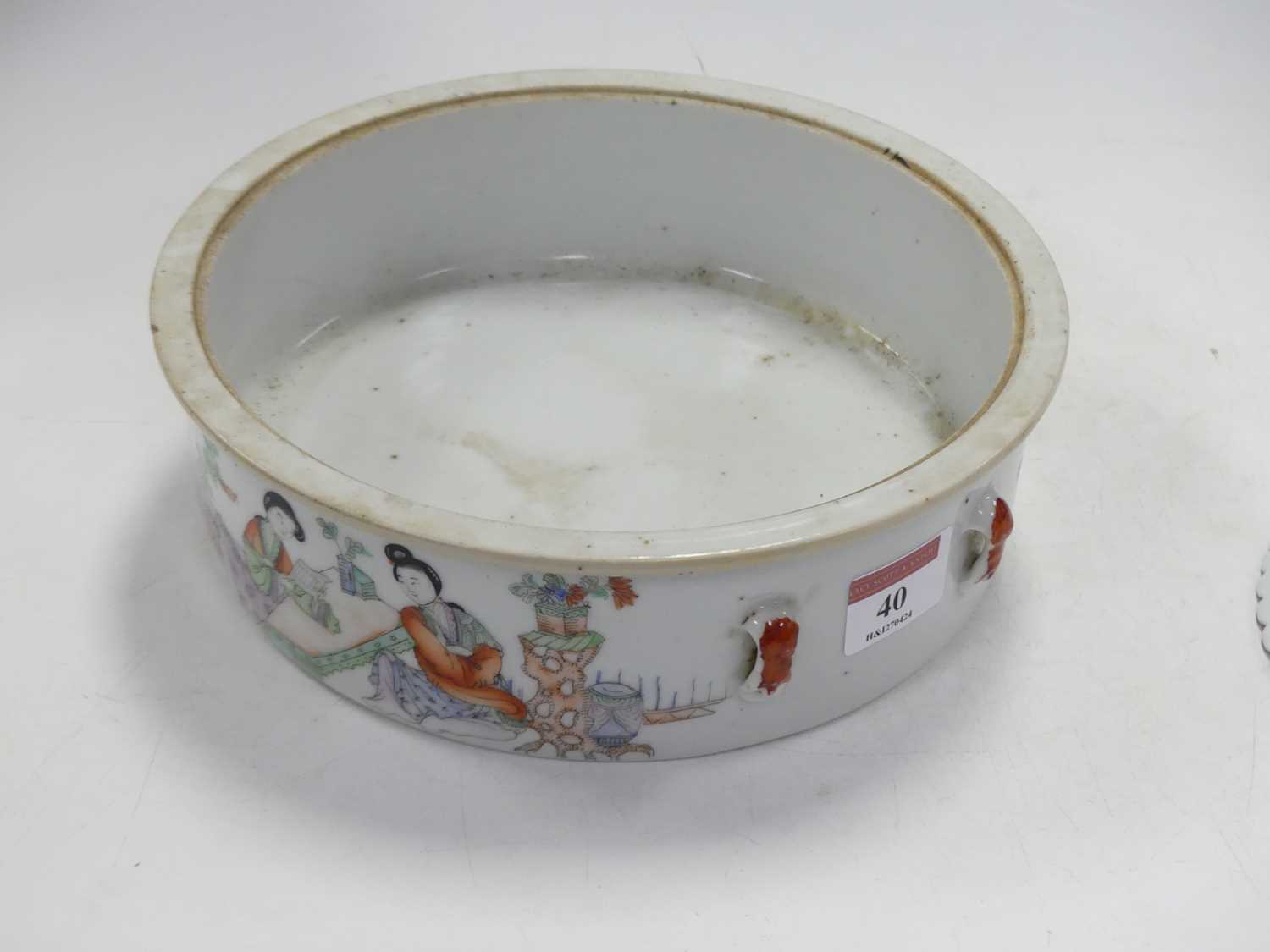 A Chinese republic period porcelain dish, enamel decorated with figures, dia. 22cm, together with - Image 4 of 8