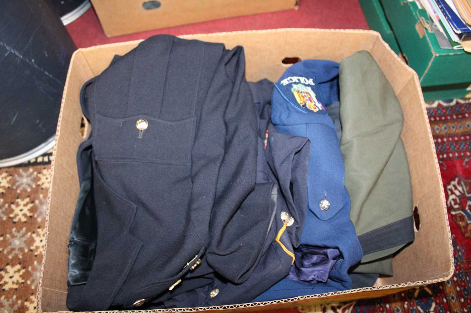 Two boxes of assorted hats, to include Police Insignia Collectors Association baseball caps, - Image 2 of 4