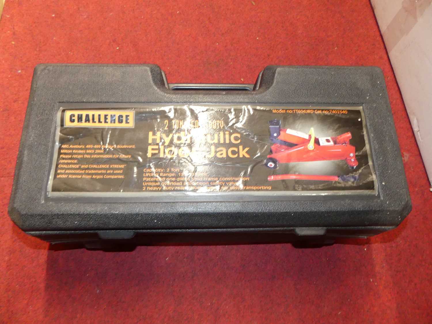 A 2-ton heavy duty hydraulic floor jack, in plastic carry case - Image 2 of 2