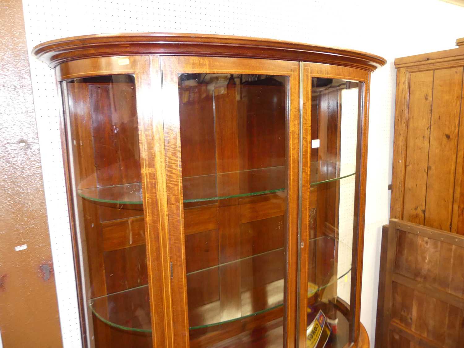 An Edwardian mahogany and floral satin wood inlaid demi-lune double door glazed china display - Image 2 of 3