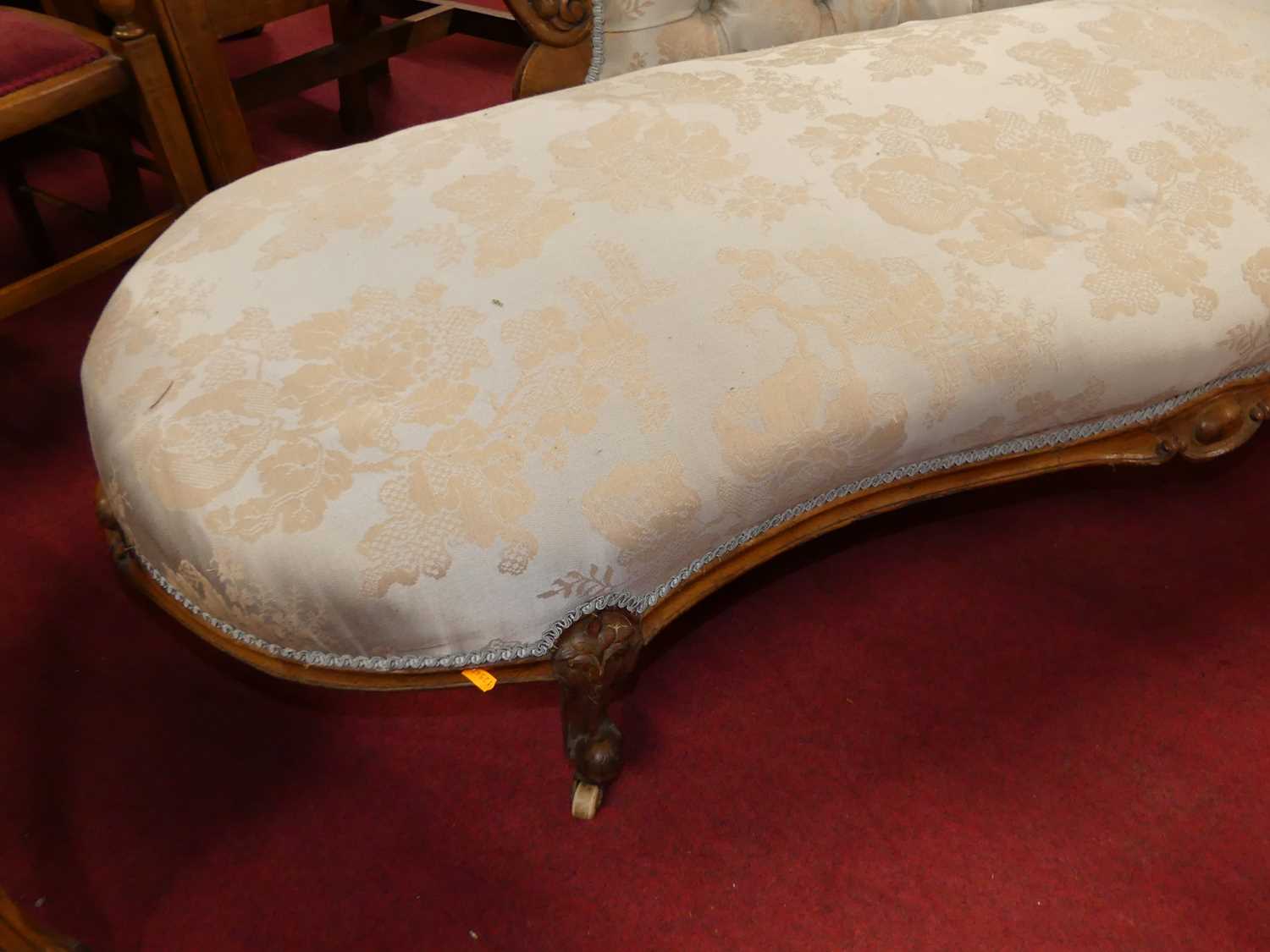 A mid-Victorian figured walnut framed and blue floral buttoned damask upholstered chaise-longue, - Image 5 of 5