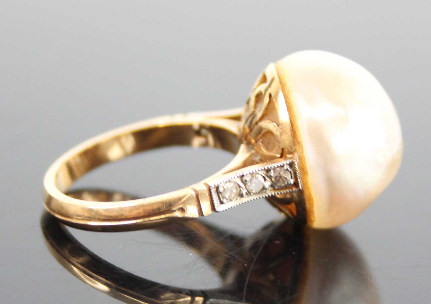 A rose and white metal mabé cultured pearl and diamond dress ring, the mabé cultured pearl measuring - Image 3 of 8