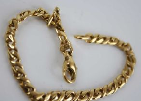 A modern 18ct gold flat curblink bracelet, 12.5g, length 17.5cm