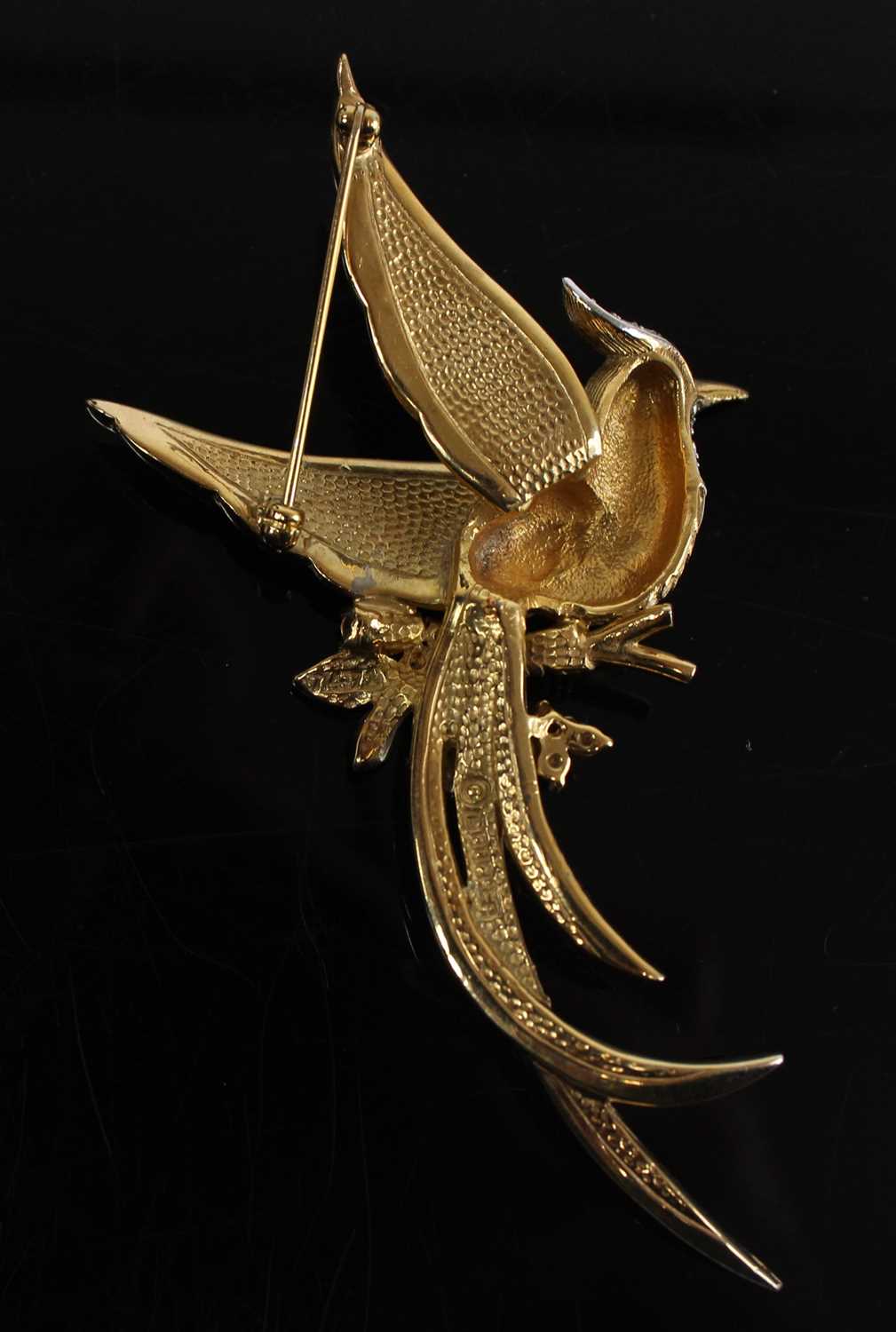 A Boucher gilt metal and paste set brooch, fashioned as an exotic bird with flowers, stamped - Image 5 of 6